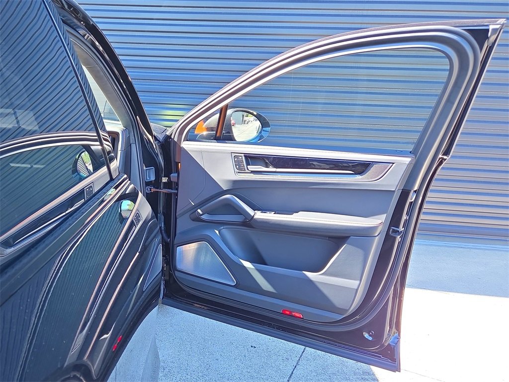 New 2026 Porsche Cayenne Turbo GT image 19