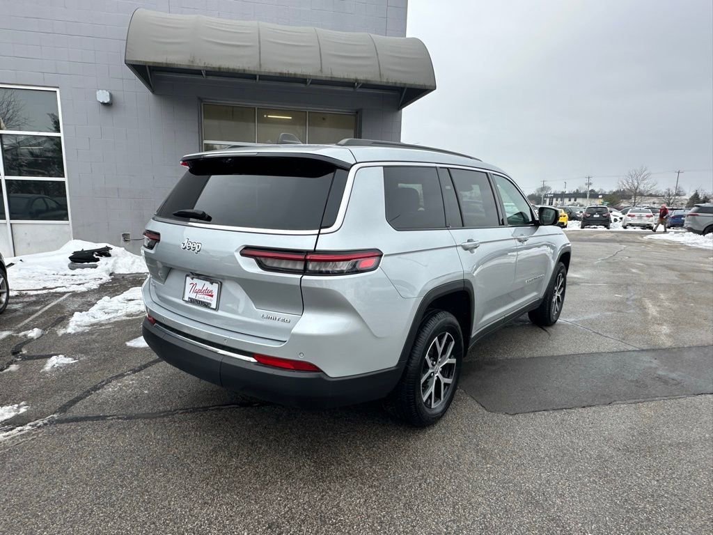 Used 2024 Jeep Grand Cherokee L Limited w/ Luxury Tech Group II image 7