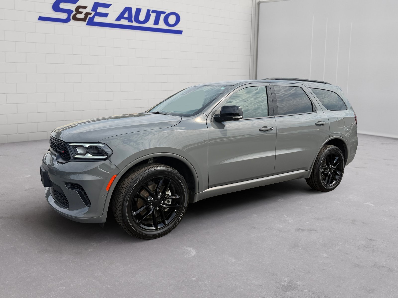 Used 2026 Dodge Durango GT AWD/4WD image 1