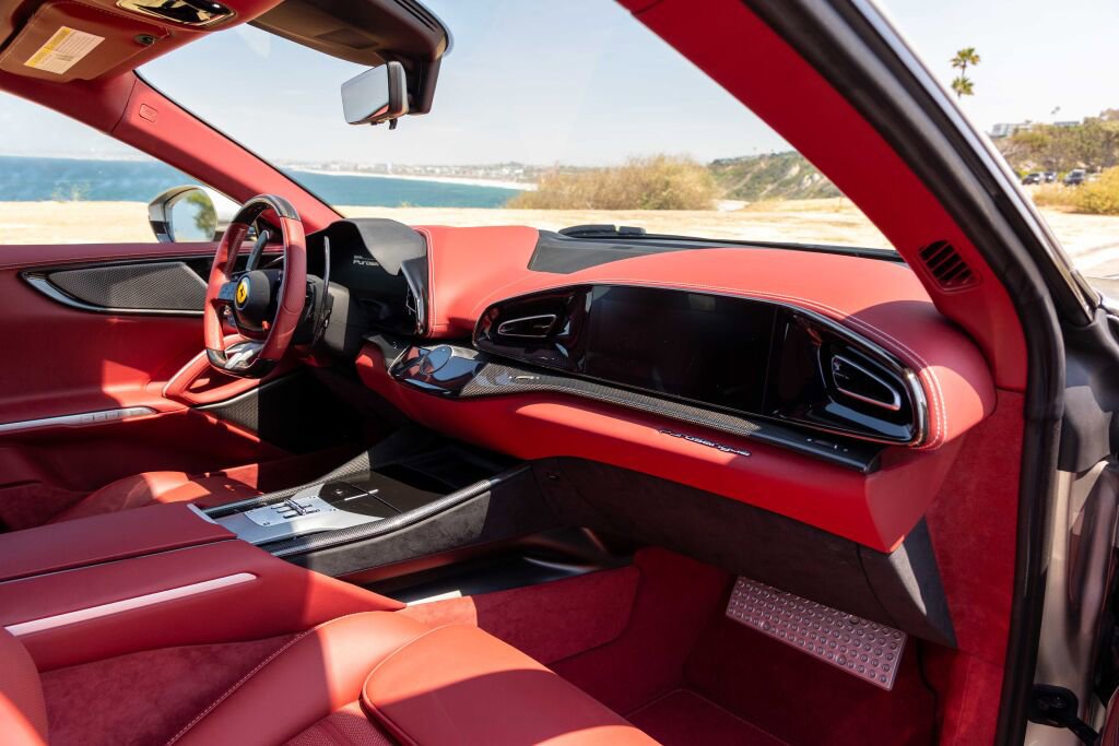 Certified 2025 Ferrari Purosangue image 24