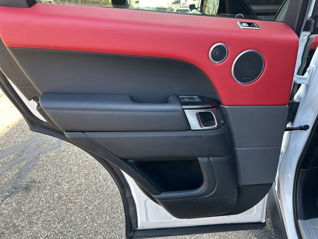 Used 2020 Land Rover Range Rover Sport HST image 37