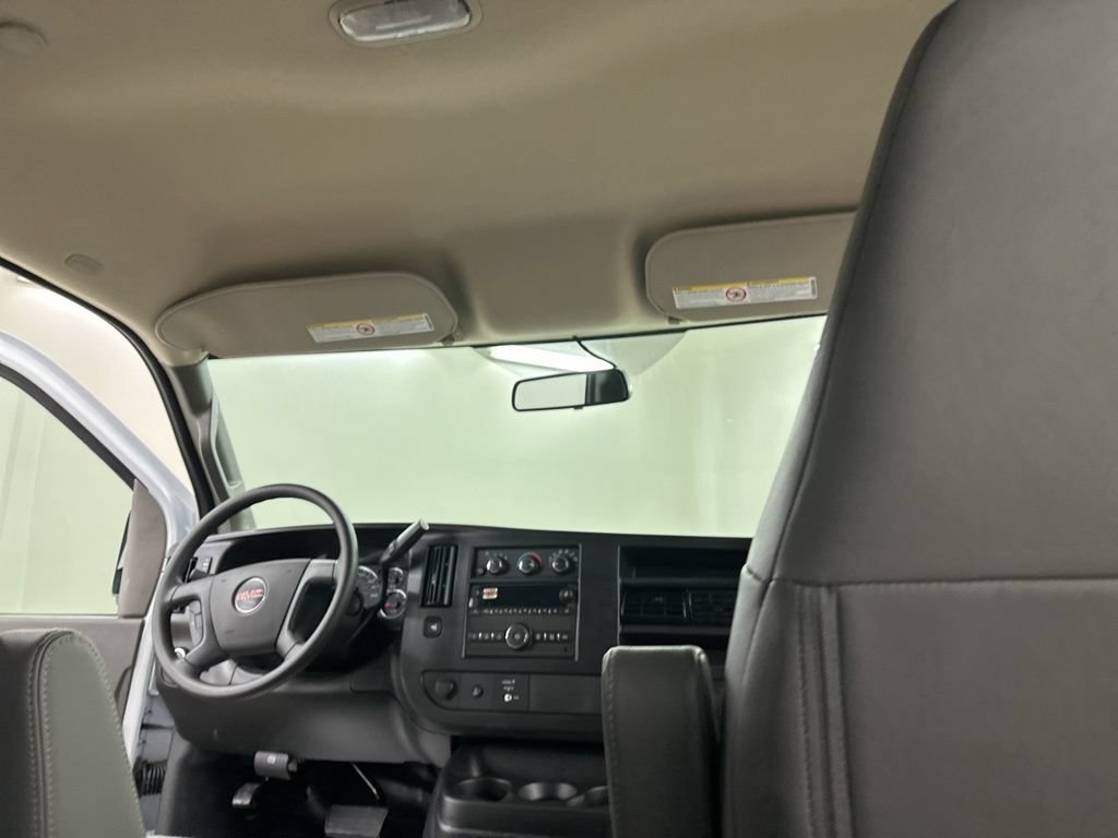 New 2026 GMC Savana 2500 w/ Driver Convenience Package RWD image 23