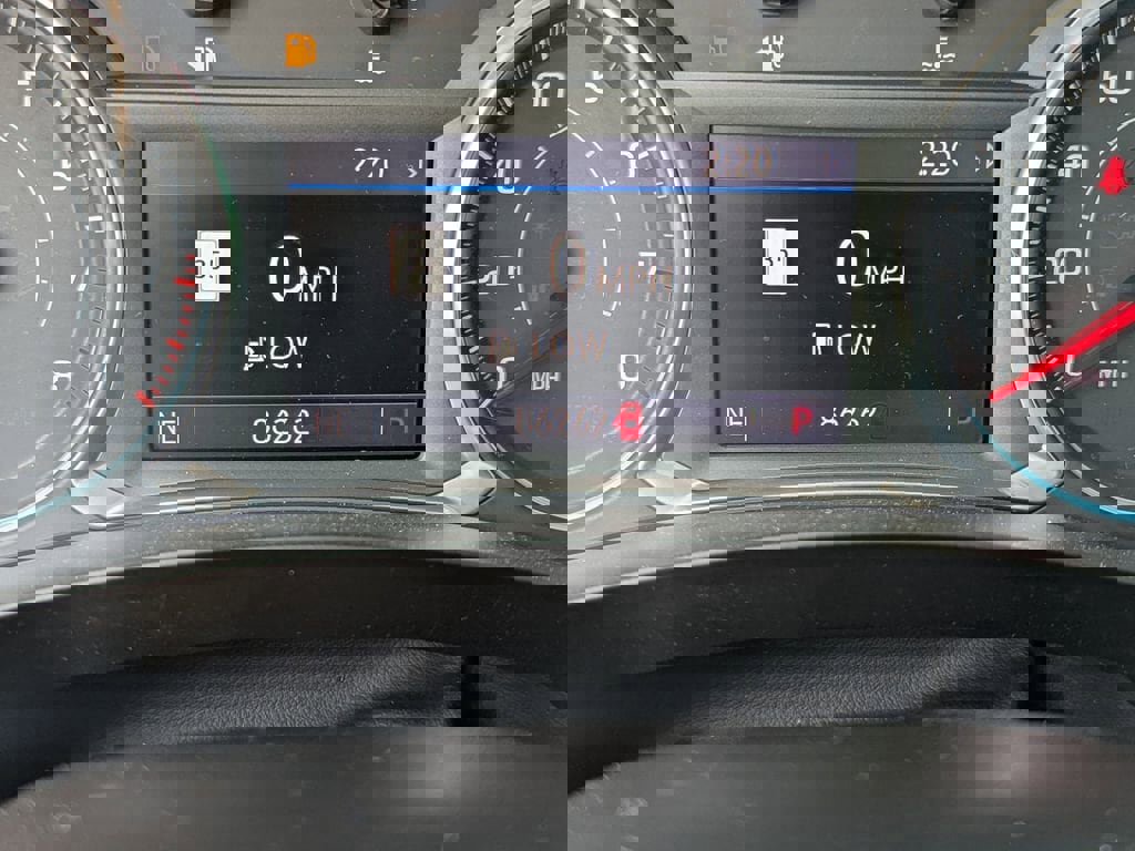 Used 2020 Chevrolet Traverse Premier image 31