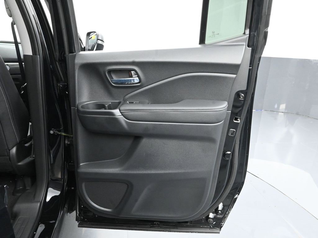 New 2025 Honda Ridgeline RTL image 39