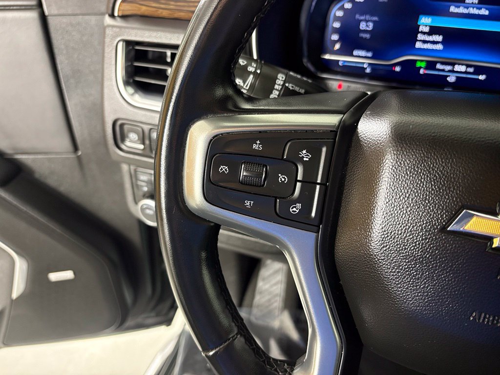Used 2023 Chevrolet Suburban Premier AWD/4WD image 21
