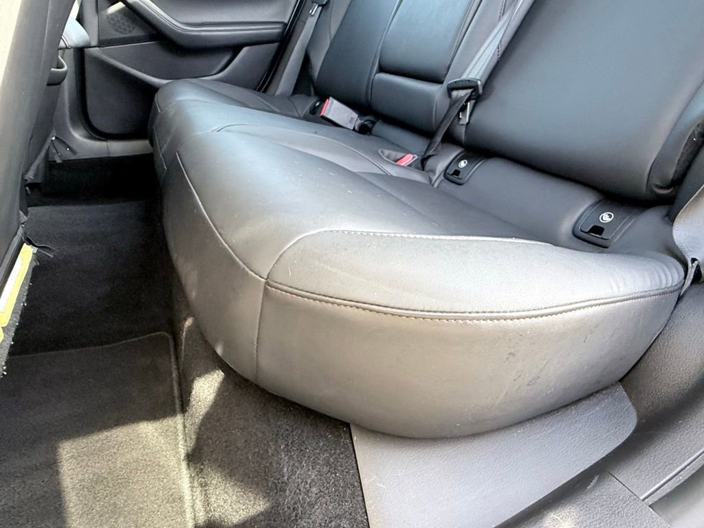 Used 2023 MAZDA MAZDA3 s image 29