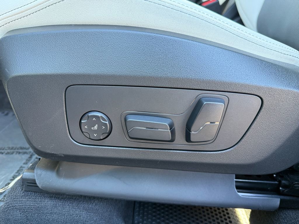 Certified 2026 BMW X1 xDrive28i image 34