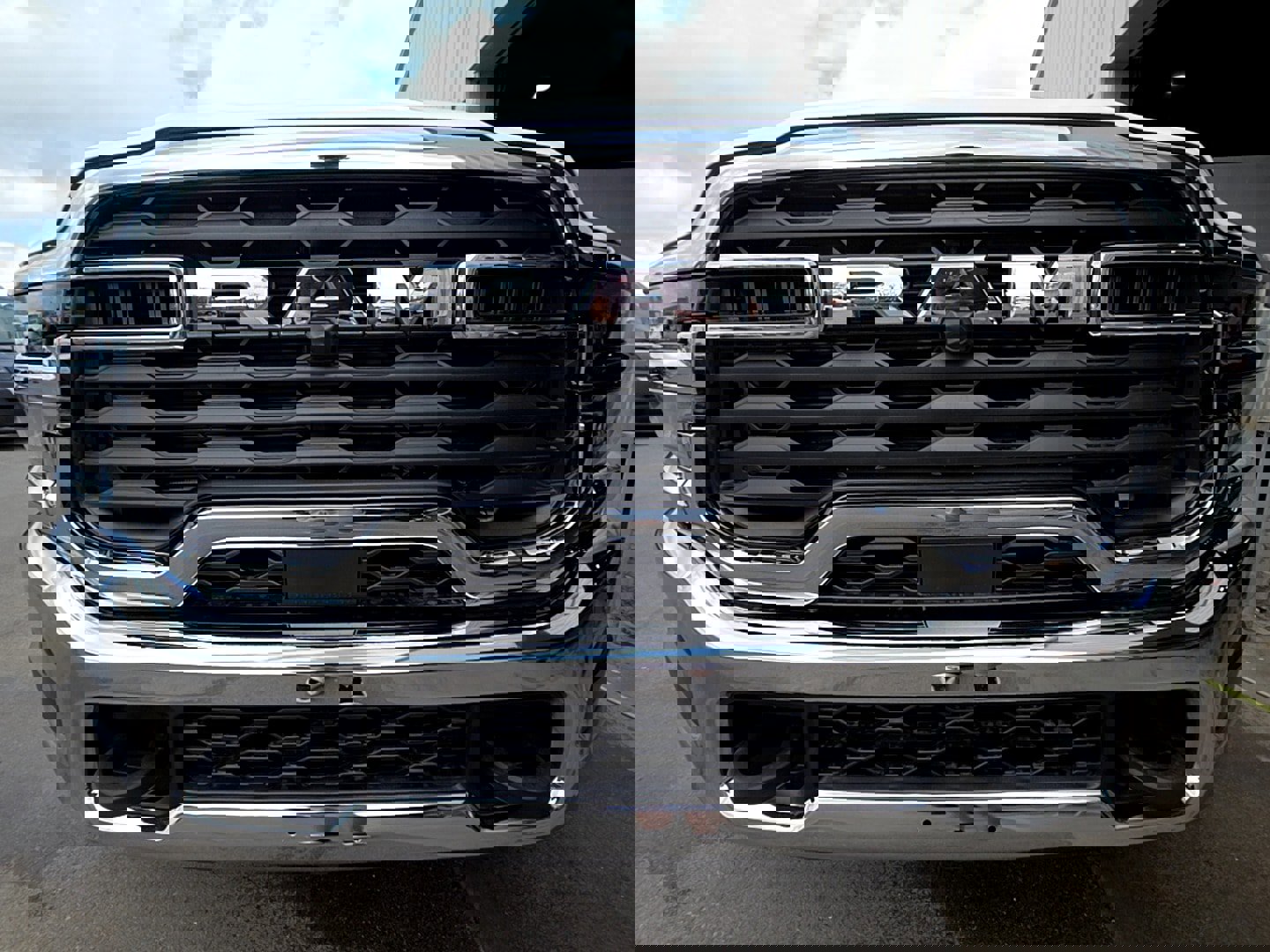 New 2026 RAM 5500 Tradesman image 2
