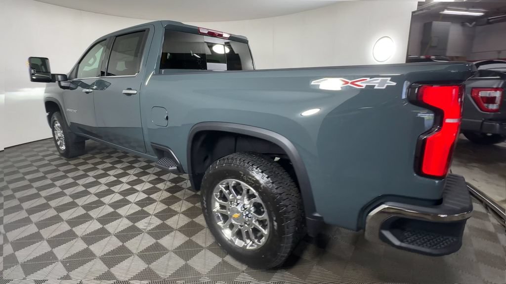 New 2026 Chevrolet Silverado 2500 LTZ w/ LTZ Convenience Package AWD/4WD image 8