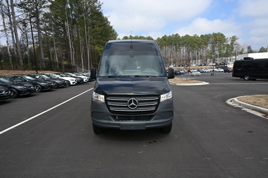 Used 2023 Mercedes-Benz Sprinter 2500 image 30