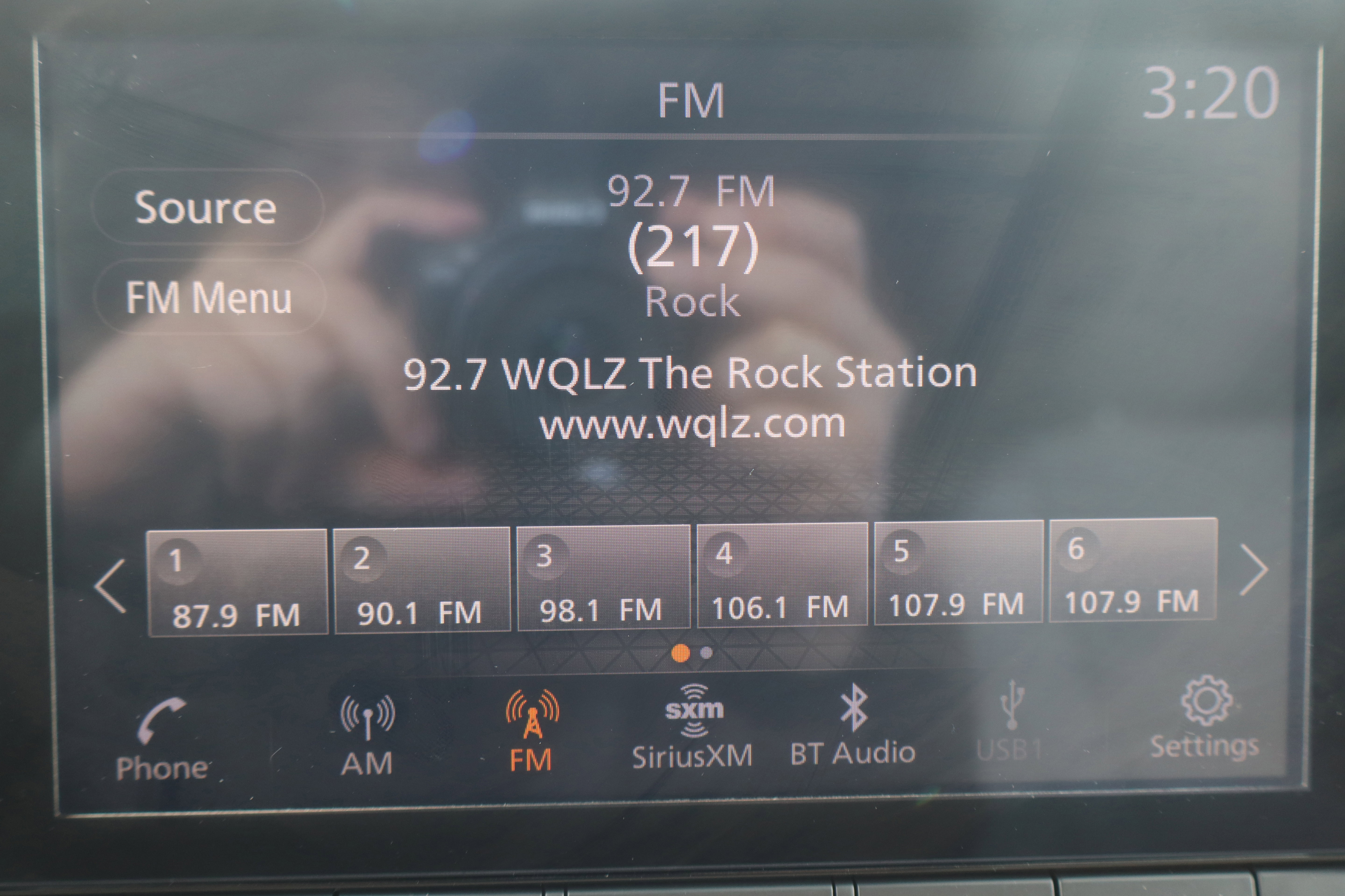 Used 2023 Nissan Rogue SV image 19