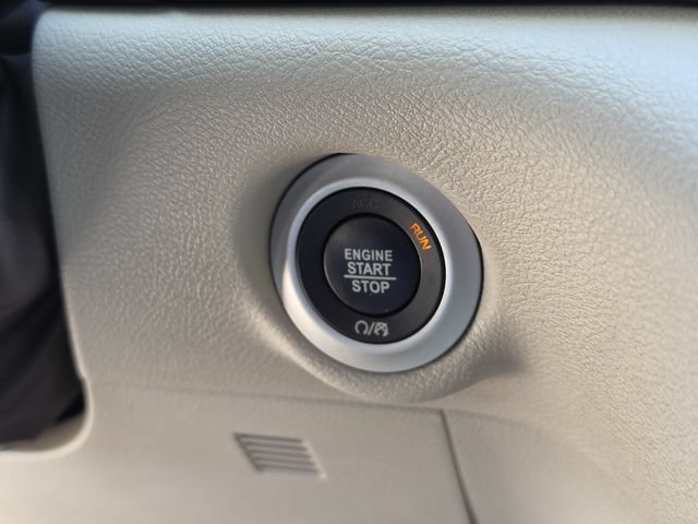 Used 2020 Chrysler Pacifica Touring-L Plus FWD image 40