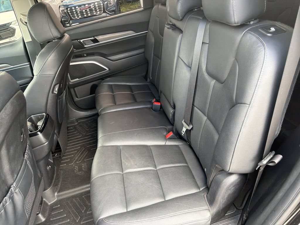 Used 2022 Kia Telluride EX FWD image 14