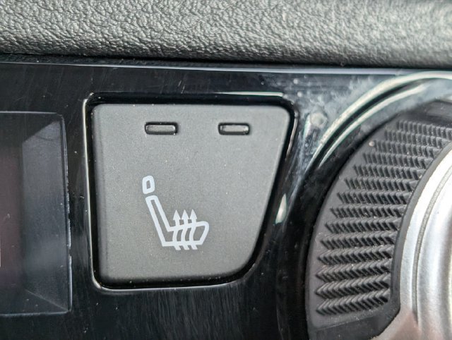 Used 2024 Nissan Versa SR w/ Trunk Package FWD image 22