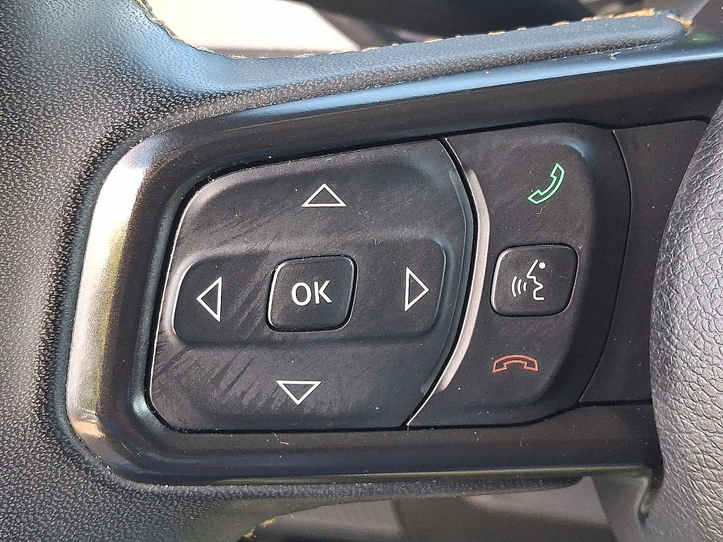 Used 2024 Jeep Wrangler Unlimited w/ Convenience Group AWD/4WD image 23
