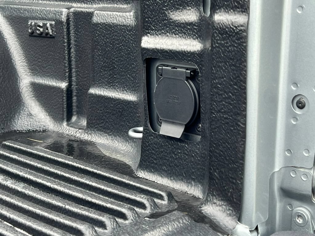 Used 2026 Chevrolet Silverado 1500 RST AWD/4WD image 7