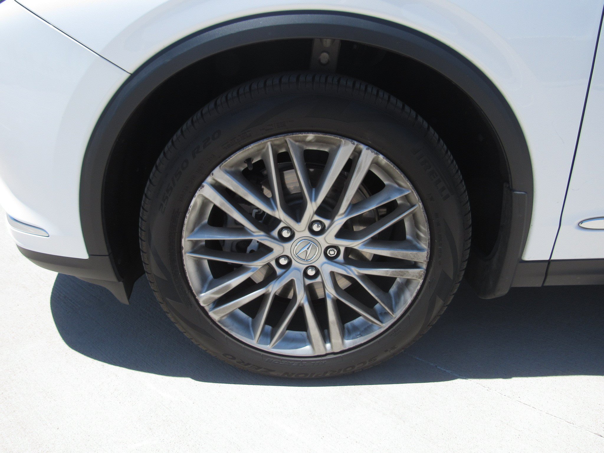 Used 2023 Acura MDX SH-AWD w/ Advance Package image 4
