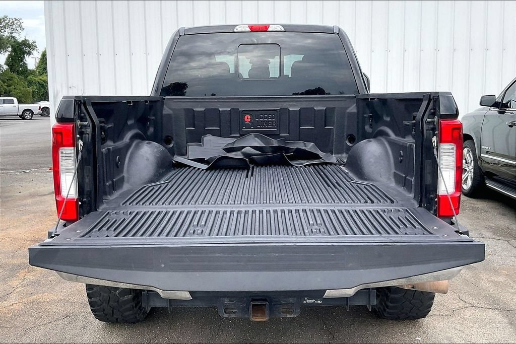 Used 2017 Ford F250 XLT AWD/4WD image 15