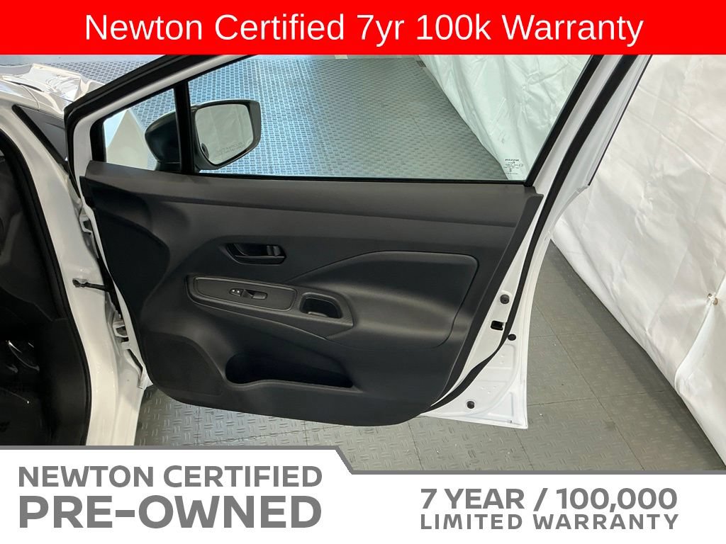 Used 2025 Nissan Versa S w/ Trunk Package FWD image 35