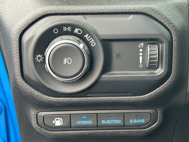 Used 2023 Jeep Wrangler Unlimited Rubicon 4xe w/ Cold Weather Group AWD/4WD image 26
