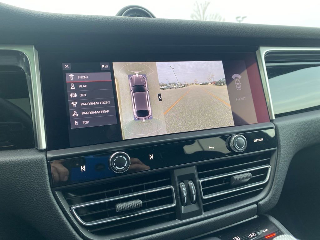 Used 2022 Porsche Macan Base image 21