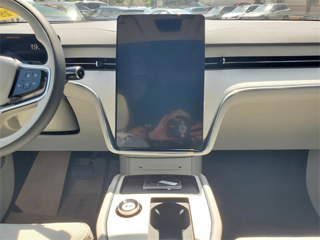 New 2025 Volvo EX90 Plus image 27