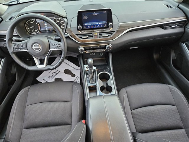 Used 2023 Nissan Altima 2.5 SV image 9