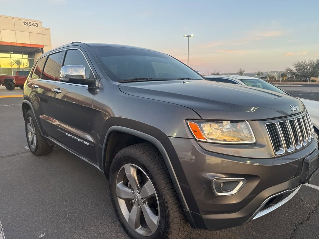 Used 2015 Jeep Grand Cherokee Limited image 3