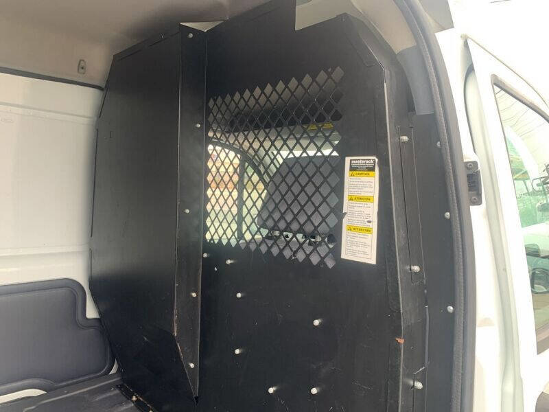 Used 2012 Ford Transit Connect XLT image 9