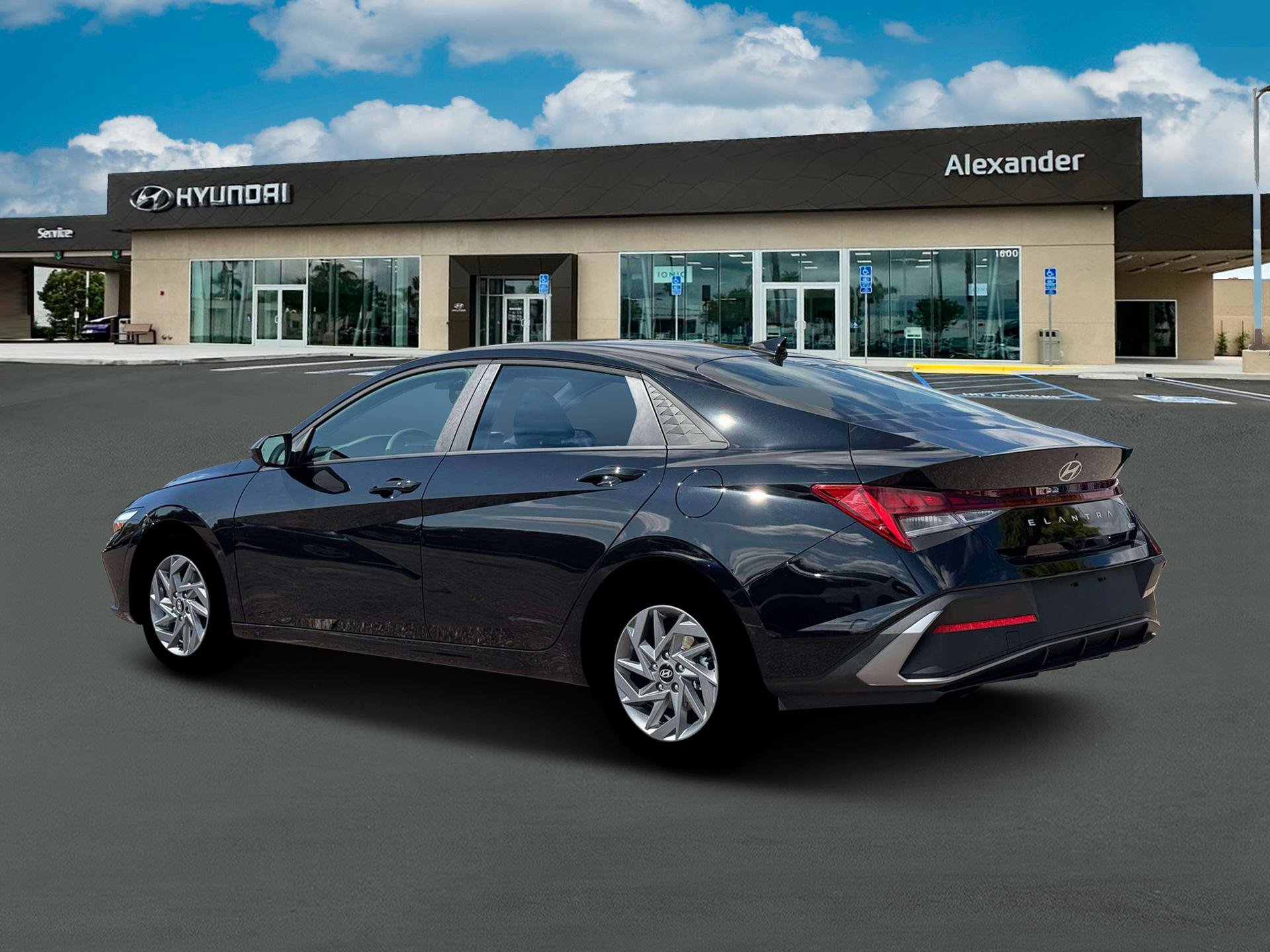 New 2026 Hyundai Elantra Hybrid FWD image 4