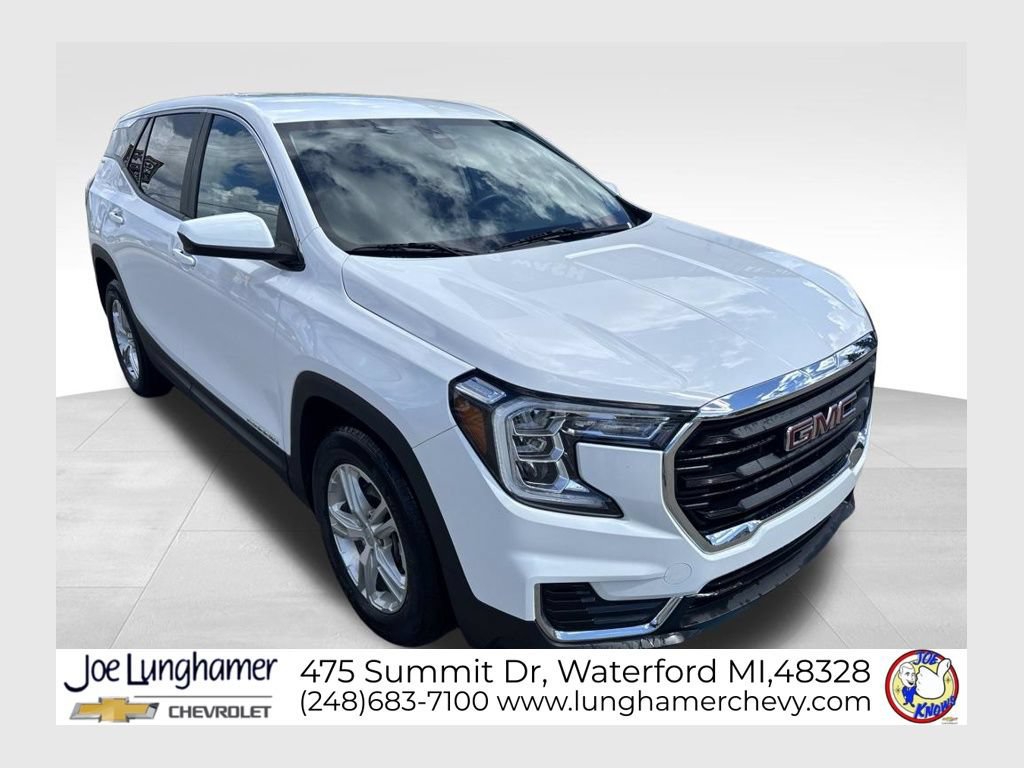 Used 2023 GMC Terrain SLE FWD image 1