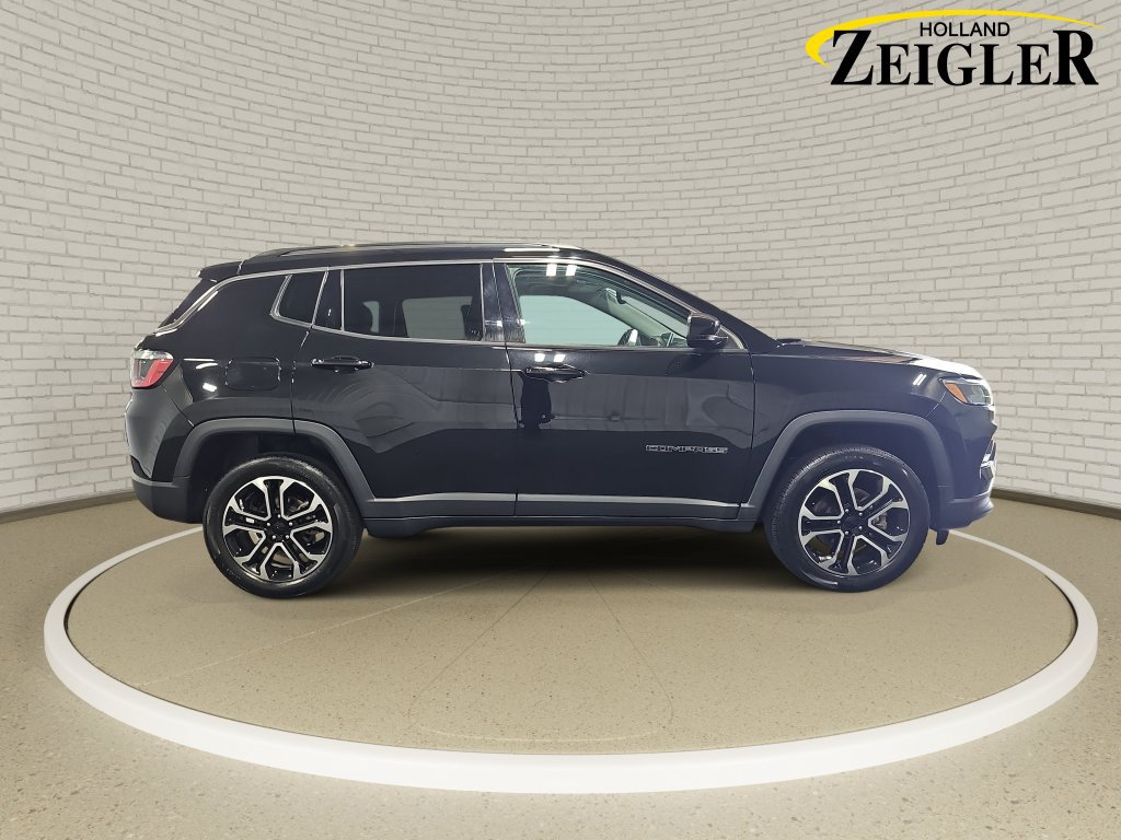Used 2022 Jeep Compass Limited w/ Sun and Sound Group AWD/4WD image 4
