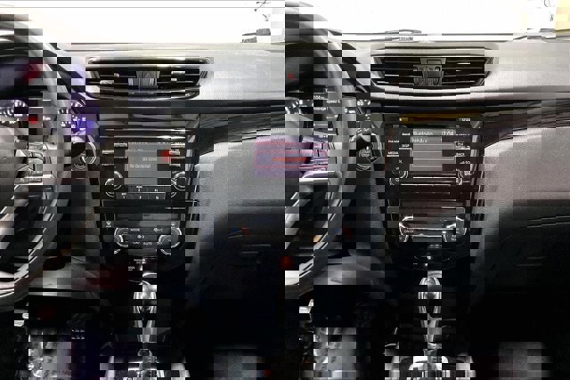 Used 2018 Nissan Rogue Sport SV image 6