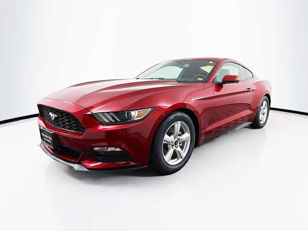 Used 2017 Ford Mustang Coupe RWD image 3