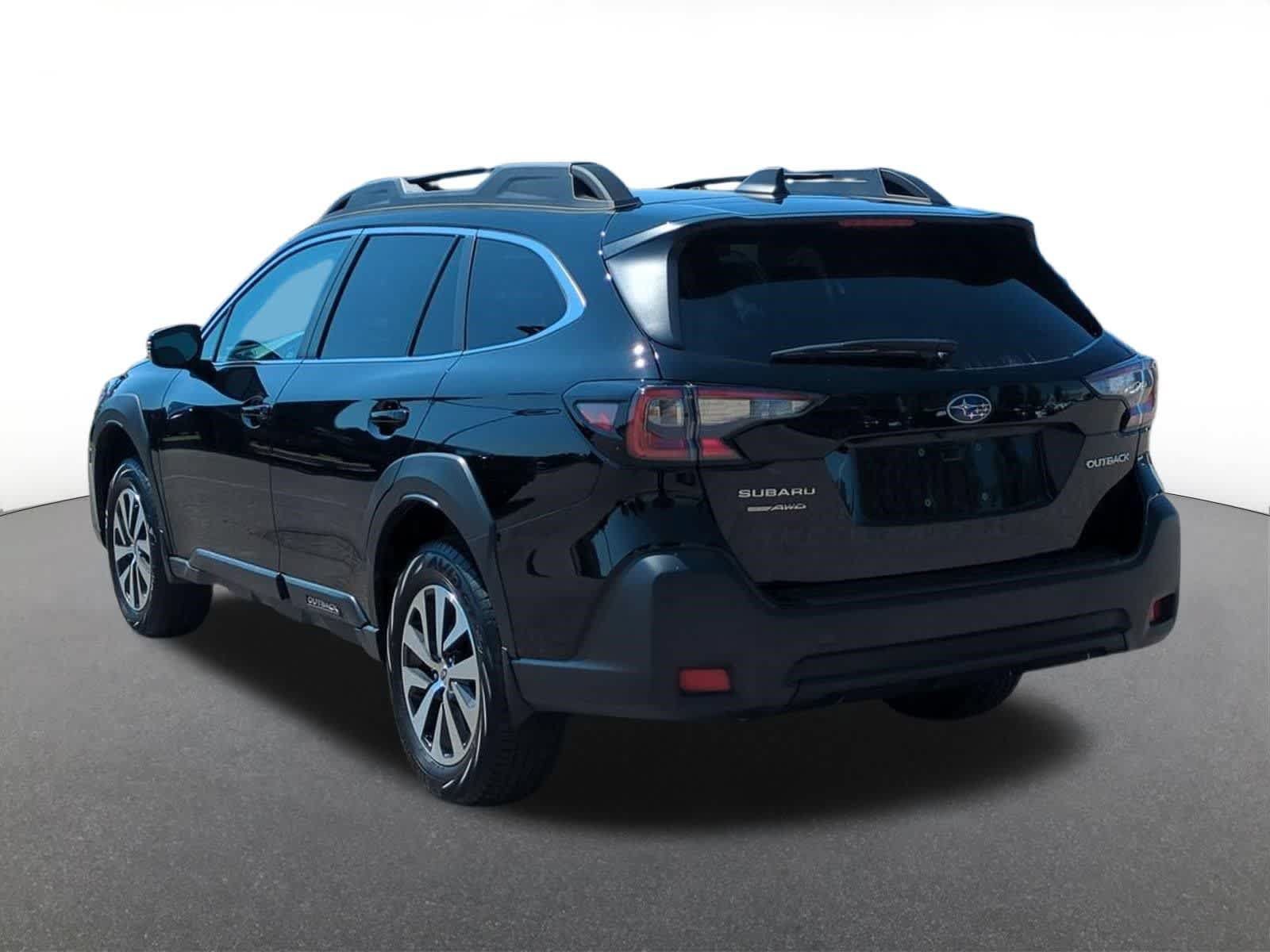 Certified 2025 Subaru Outback Premium w/ Popular Package #1A AWD/4WD image 4