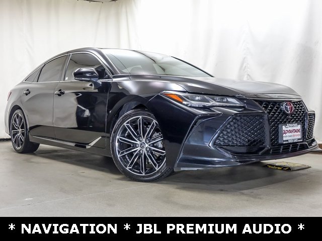 Certified 2022 Toyota Avalon Touring image 2