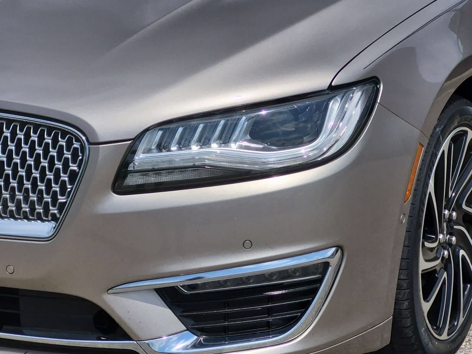 Used 2020 Lincoln MKZ Reserve w/ Elements Package FWD image 11