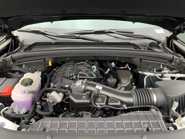 New 2025 Jeep Grand Cherokee Limited w/ Black Appearance Package image 13