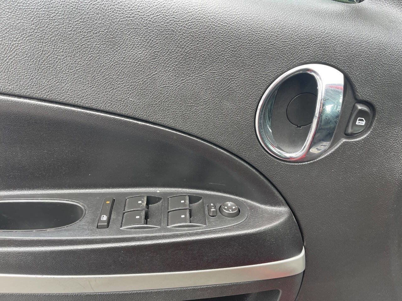 Used 2011 Chevrolet HHR LT image 21