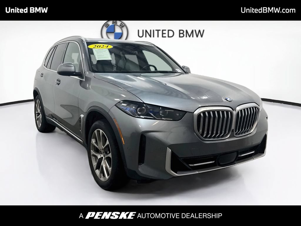 Certified 2024 BMW X5 sDrive40i w/ Premium Package RWD image 3