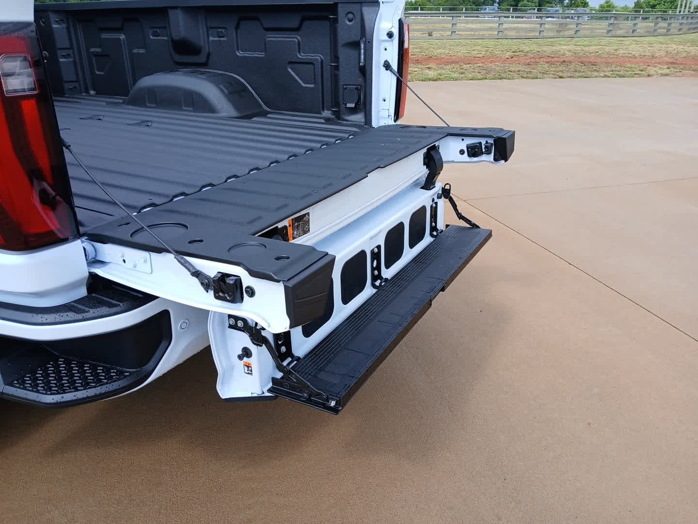 New 2026 GMC Sierra 3500 Denali Ultimate AWD/4WD image 8