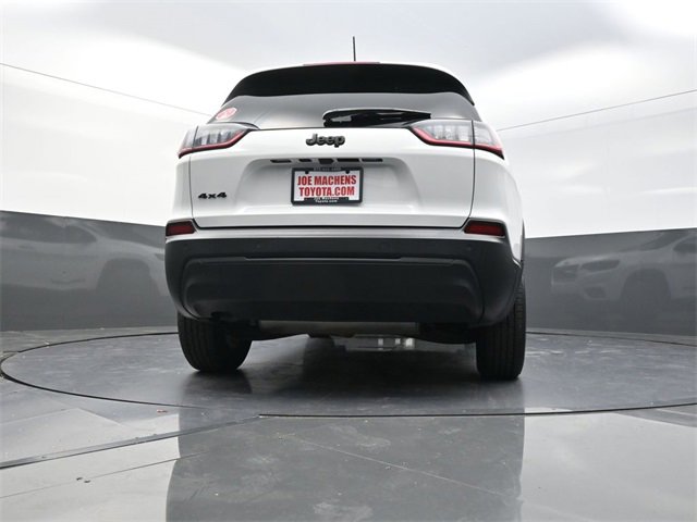 Used 2023 Jeep Cherokee Altitude Lux image 31