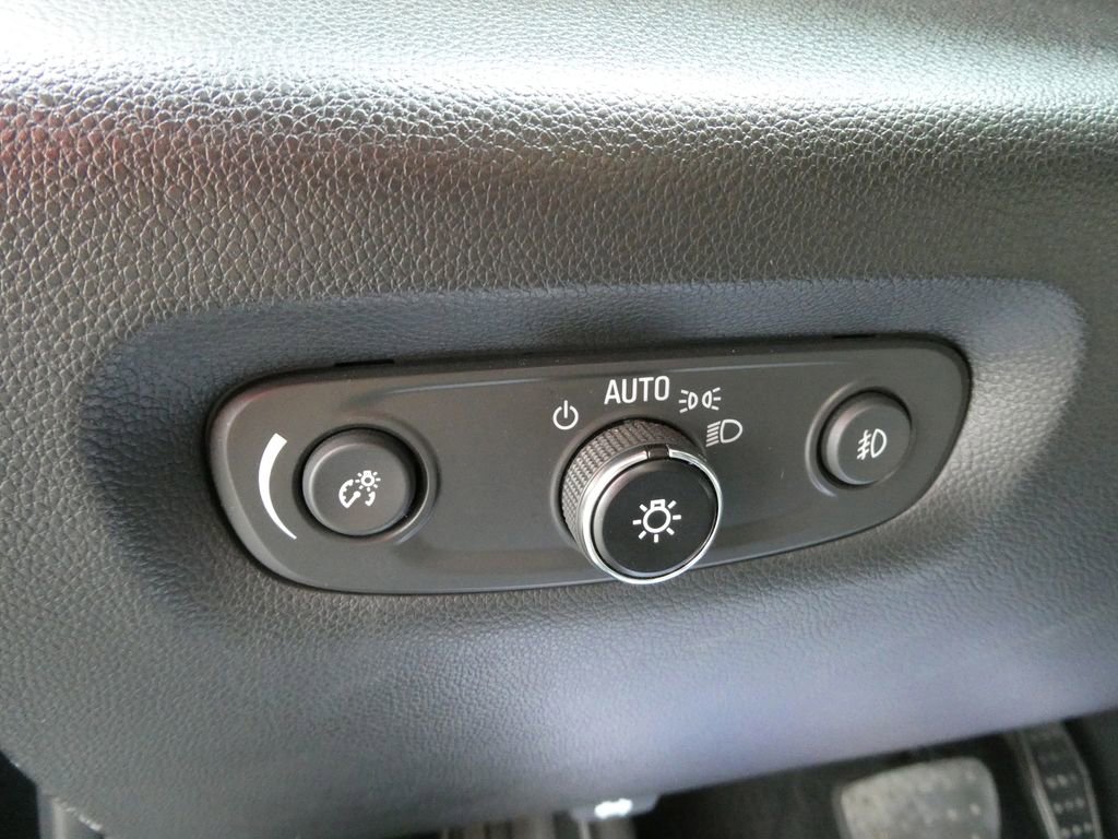 Certified 2021 Chevrolet Traverse LT AWD/4WD image 27