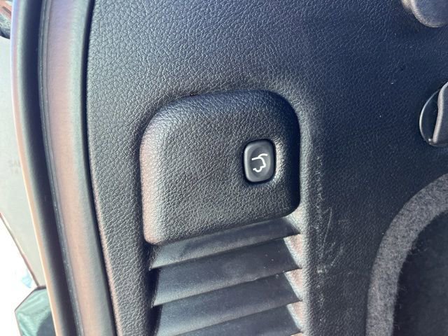 Used 2019 Jeep Grand Cherokee Limited w/ Luxury Group II image 12