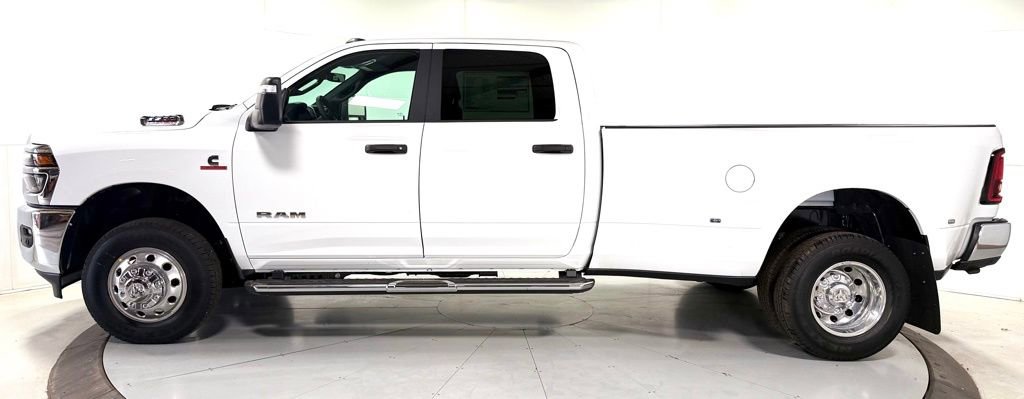 New 2026 RAM 3500 Big Horn image 7