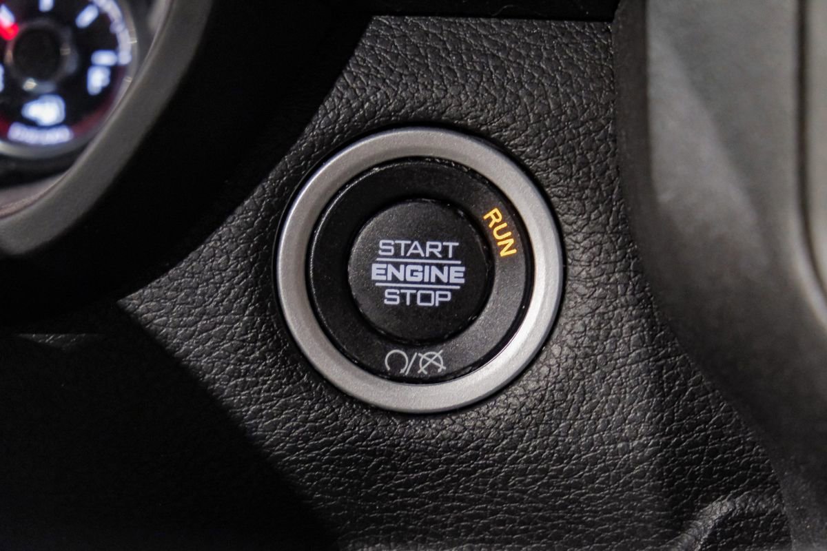 Used 2024 RAM 2500 Tradesman w/ Chrome Appearance Group image 21