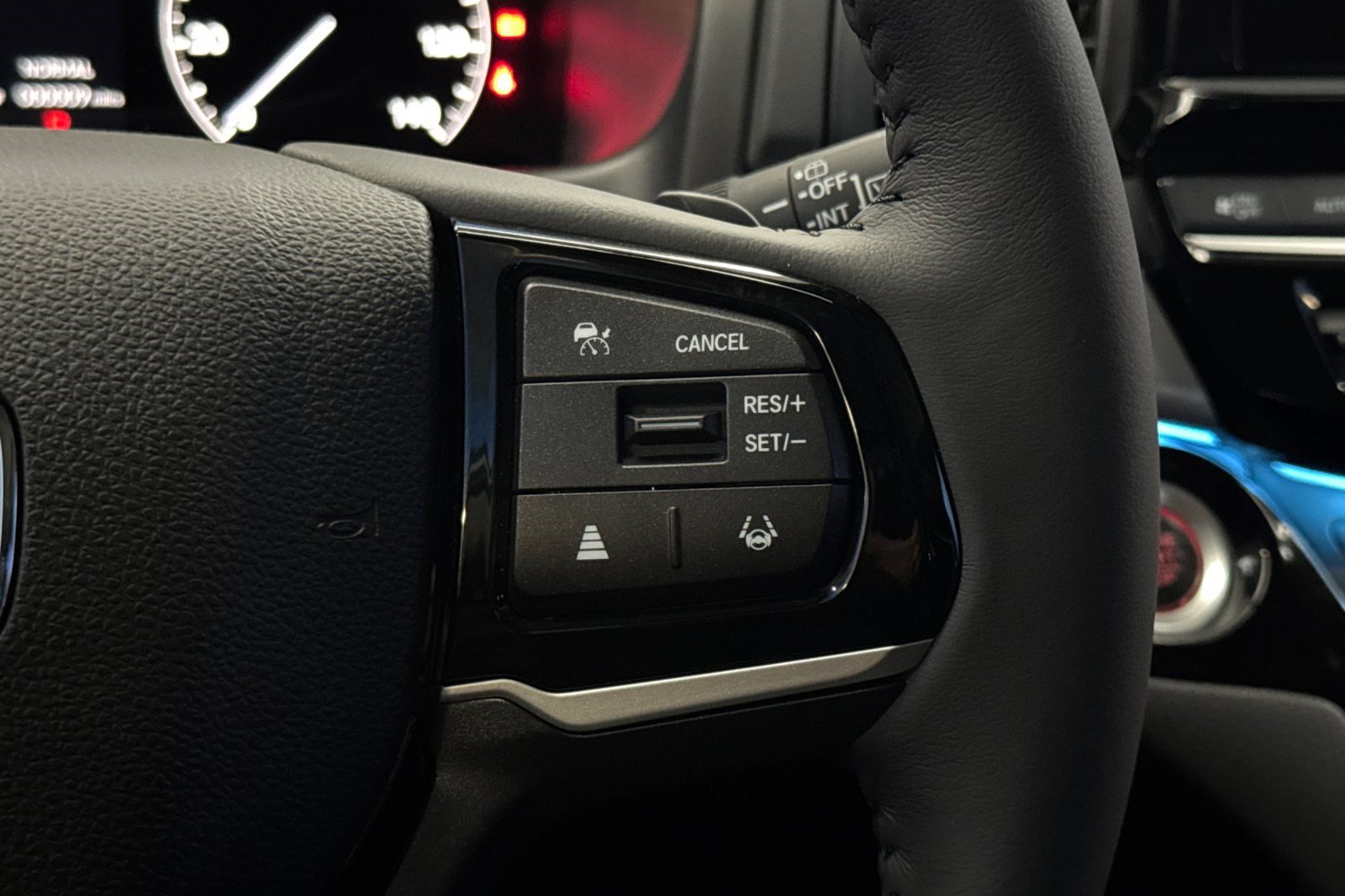 New 2026 Honda Odyssey Touring image 16