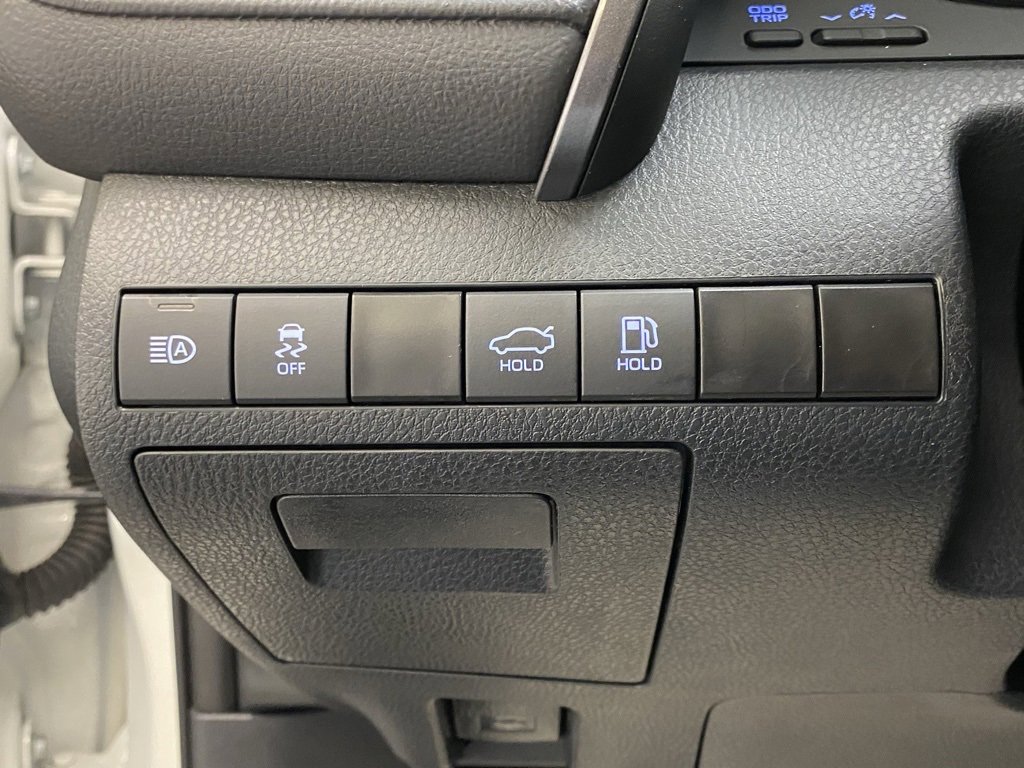 Used 2024 Toyota Camry LE image 23