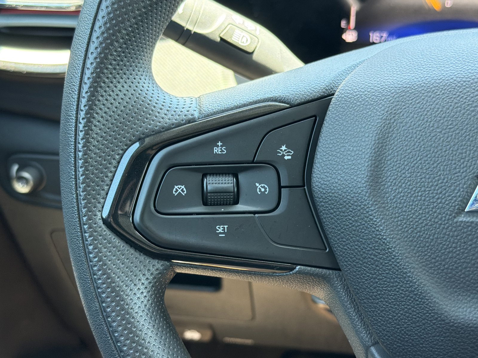 Used 2024 Chevrolet TrailBlazer LS w/ LS Convenience Package FWD image 19