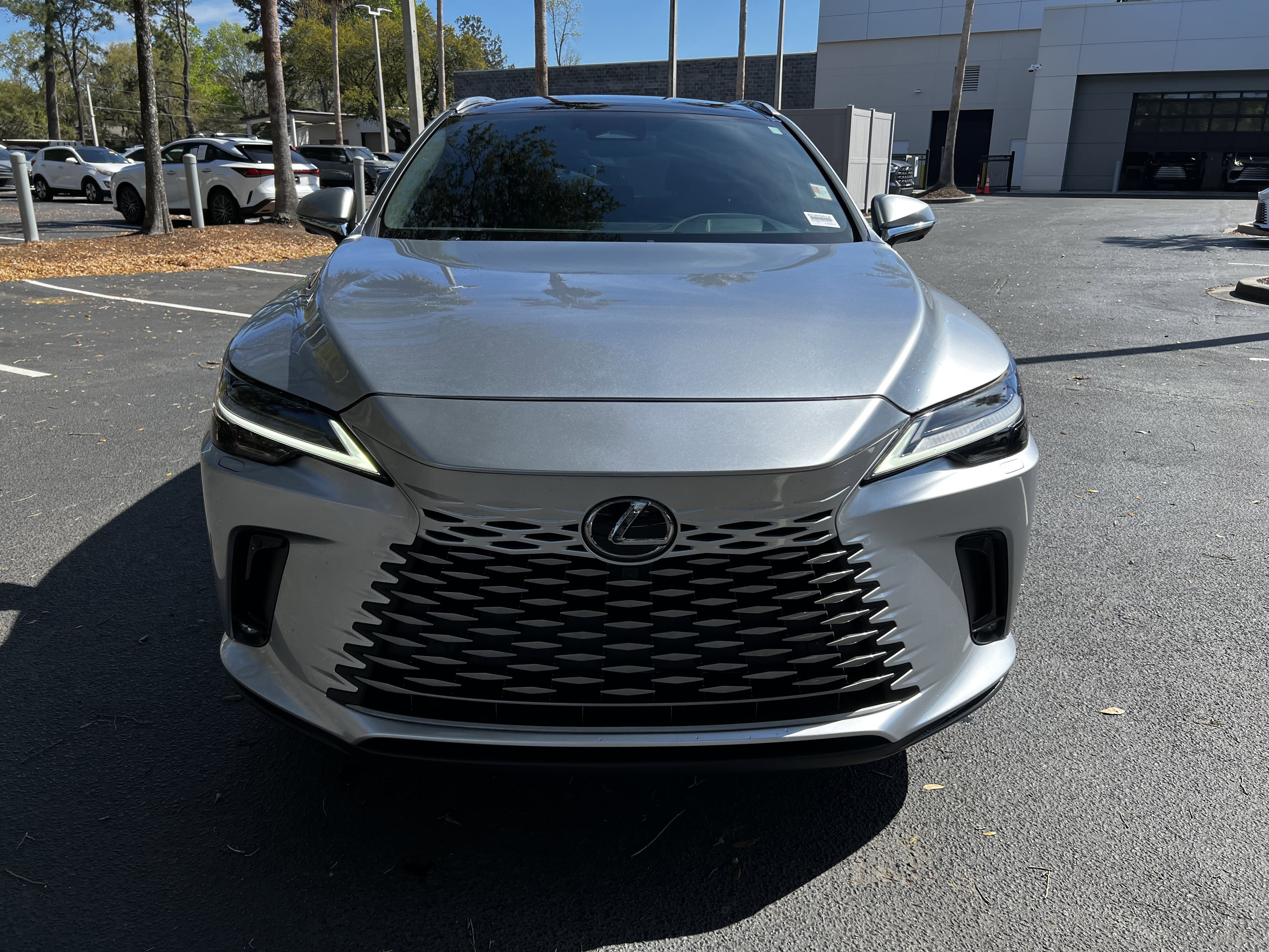 Used 2024 Lexus RX 350 350h Luxury image 3